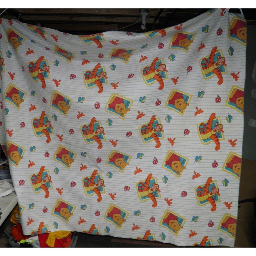 Vintage Disney Winnie the Pooh Tigger Twin/Full Blanket 72 x 88